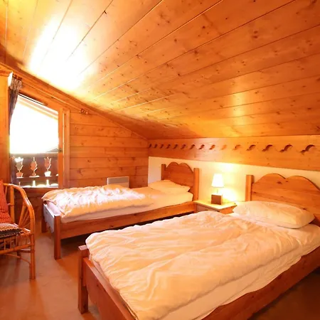 Appartement Duplex Chaleureux 4 Pièces Avec Wifi, Parking, Proche Spa&bus Pour - Fr-1-572-43