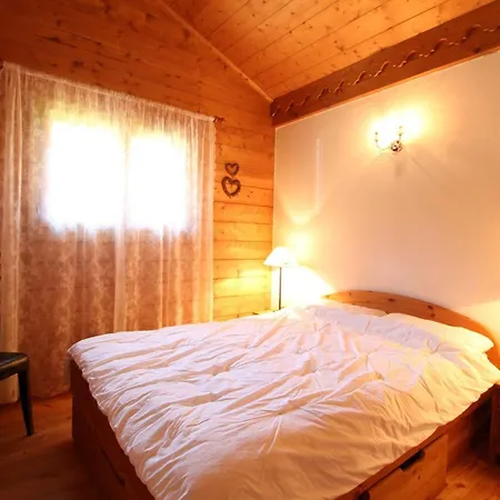 Appartement Duplex Chaleureux 4 Pièces Avec Wifi, Parking, Proche Spa&bus Pour - Fr-1-572-43 Les Carroz d'Arâches